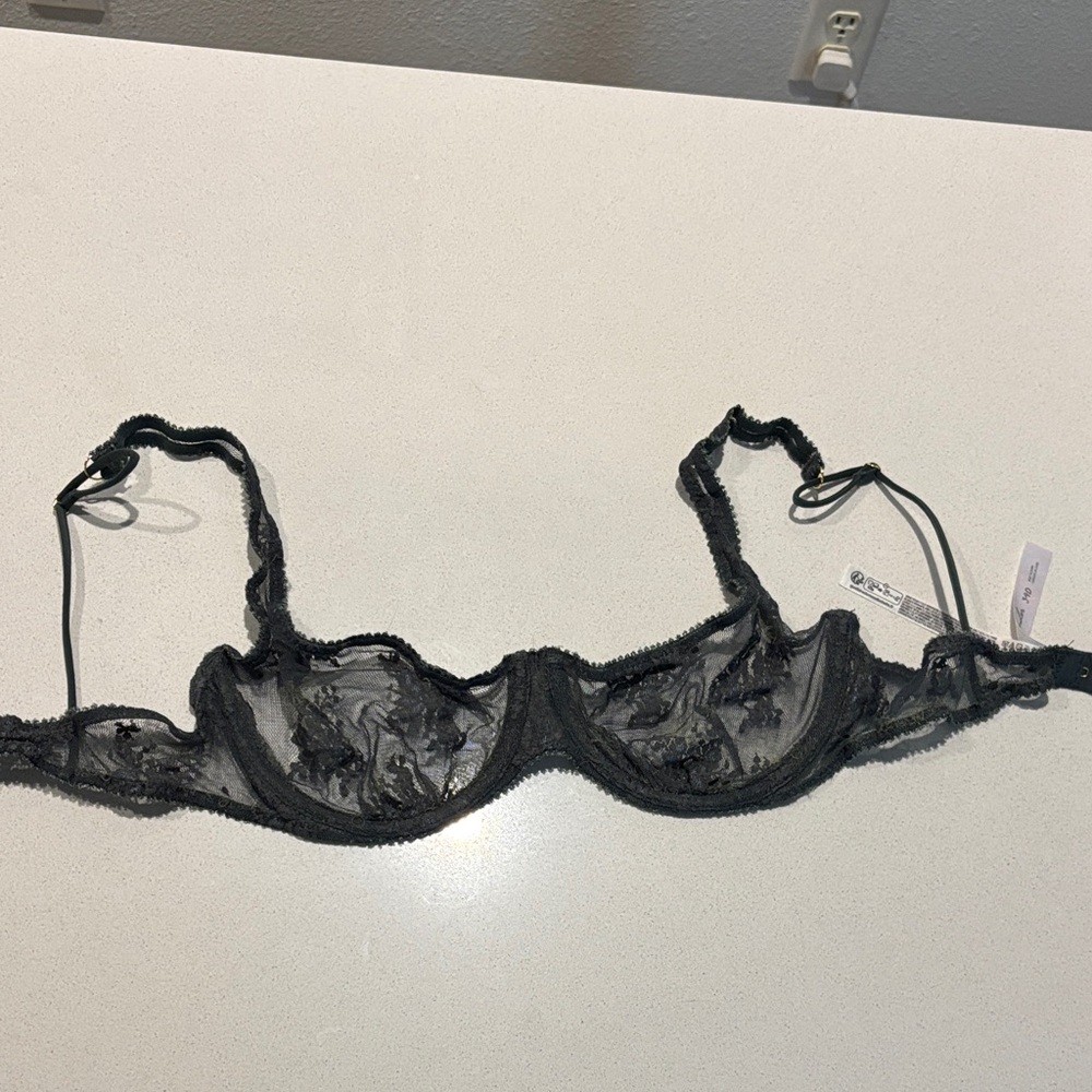 Out From Under // green lace underwire bra